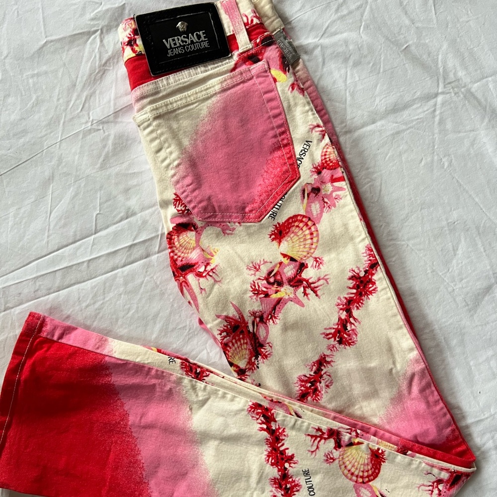 Rare 90’s Vintage Versace Jeans Couture Pink & Red Coral Shells Print  Size 24
